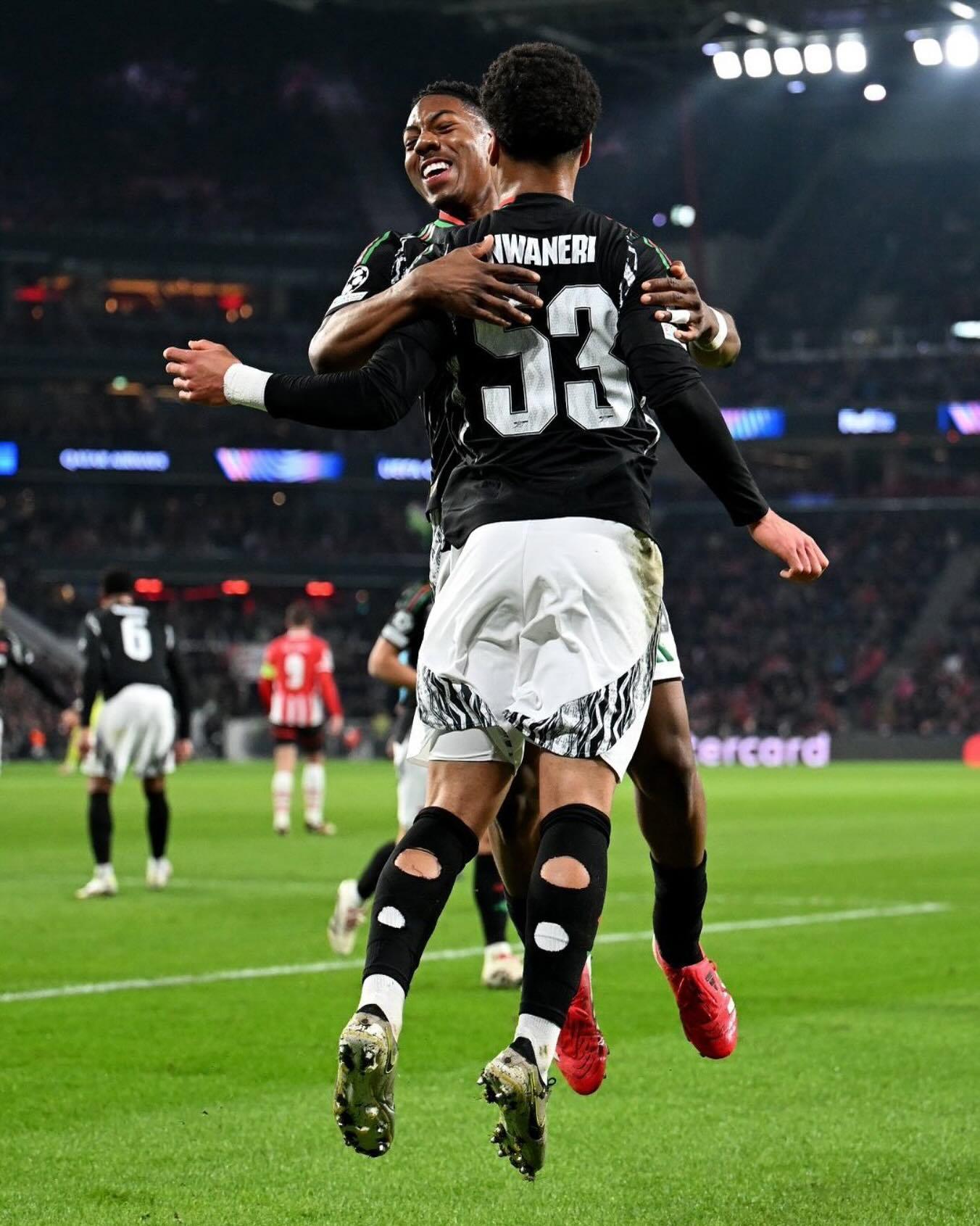 包含阿森纳主场告捷，继续追赶前四的词条