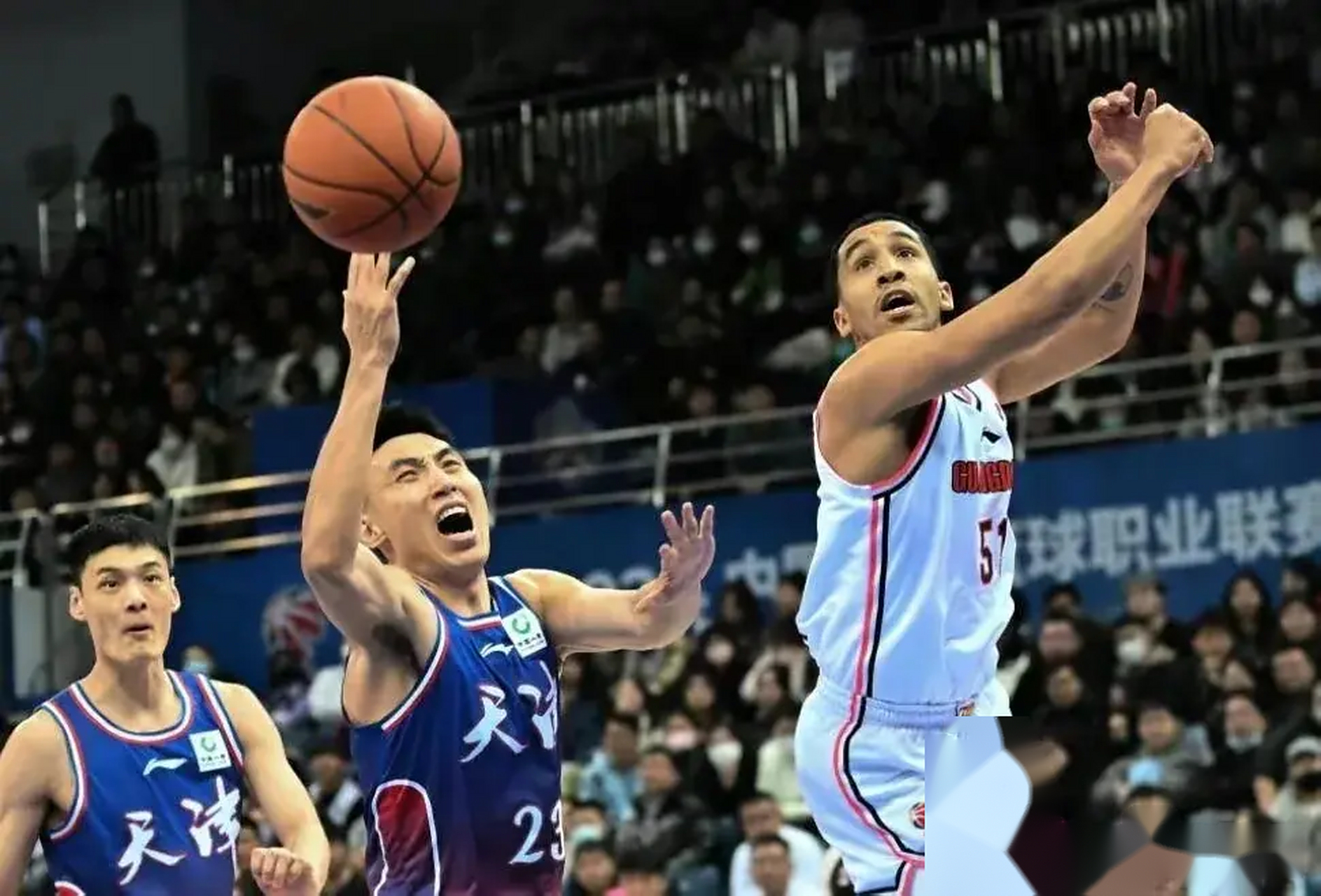 天津男篮在比赛中战胜对手,取得胜利的简单介绍 天津男篮在比赛中战胜对手,取得胜利的简单介绍