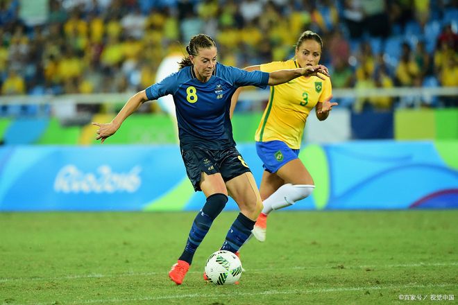 加拿大女足击败强敌，豪取冠军赛席位的简单介绍
